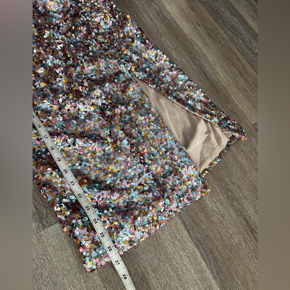 Astr Multicolor Sequin Pencil Skirt - Picture 7 of 10